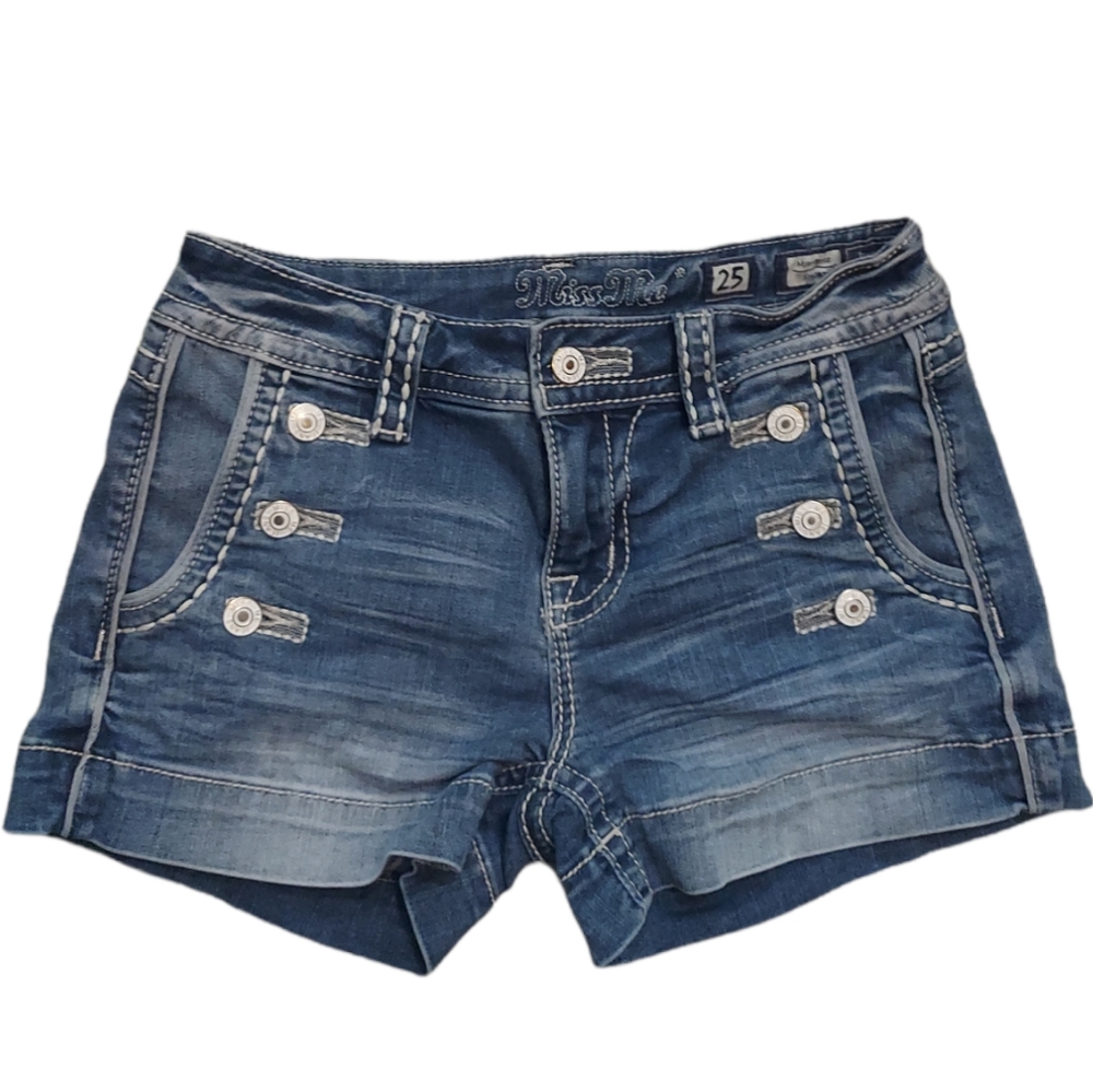 Miss Me Mid Rise Shorts Size 25